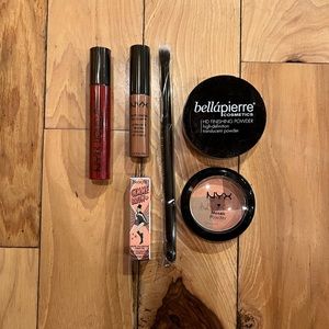NWT Makeup Sample Set